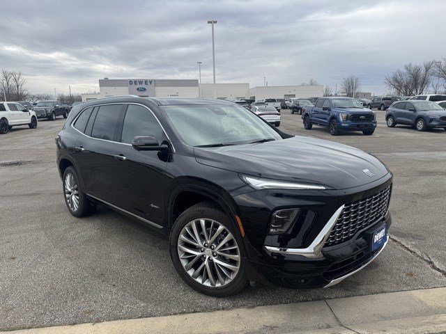 Used 2025 Buick Enclave Avenir w/ Trailering Package, 5000 lbs. image 1