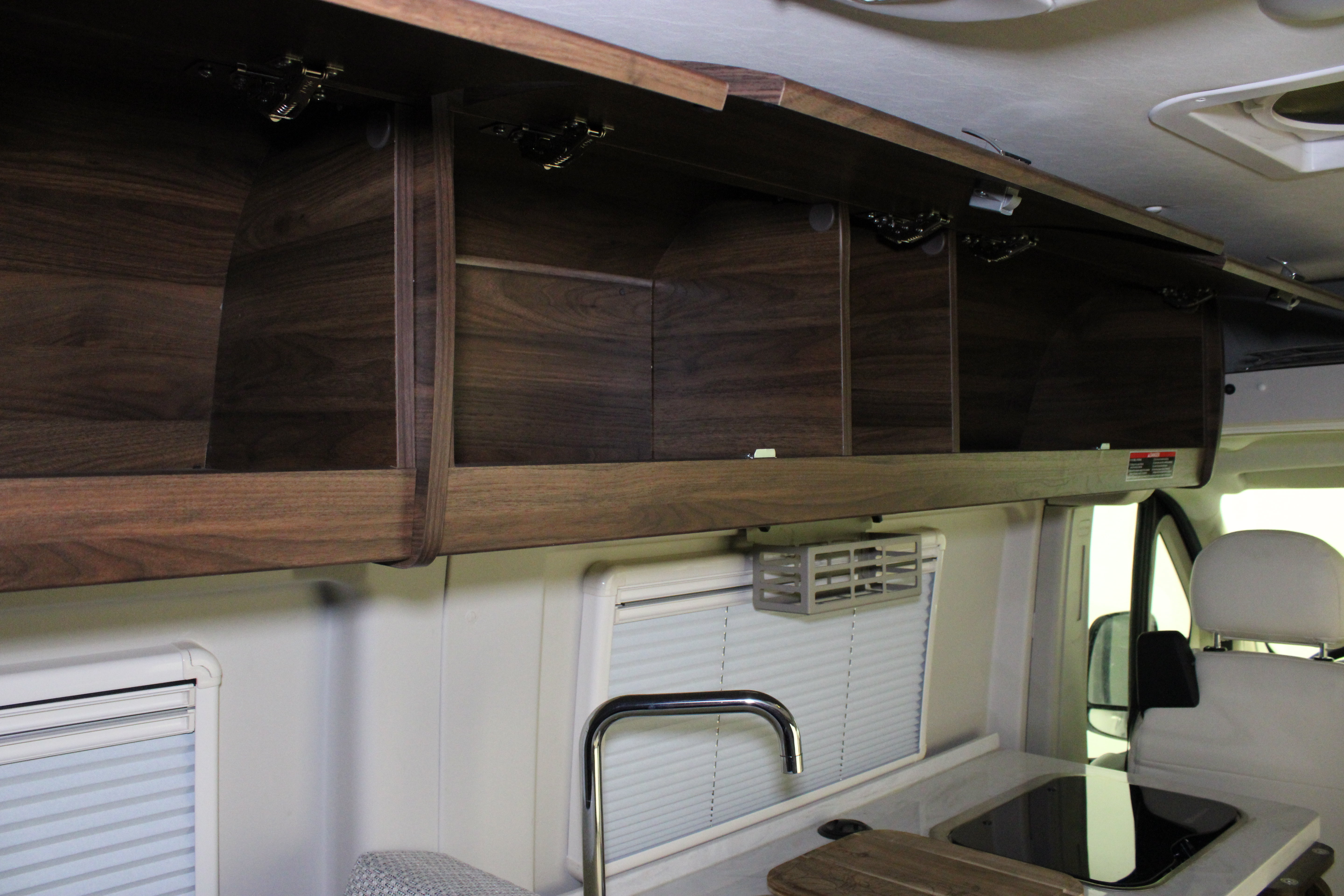Used 2021 RAM ProMaster 3500 w/ Premium Appearance Group FWD image 29