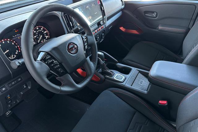 New 2026 Nissan Frontier PRO-4X w/ Pro-4x Convenience Package image 10