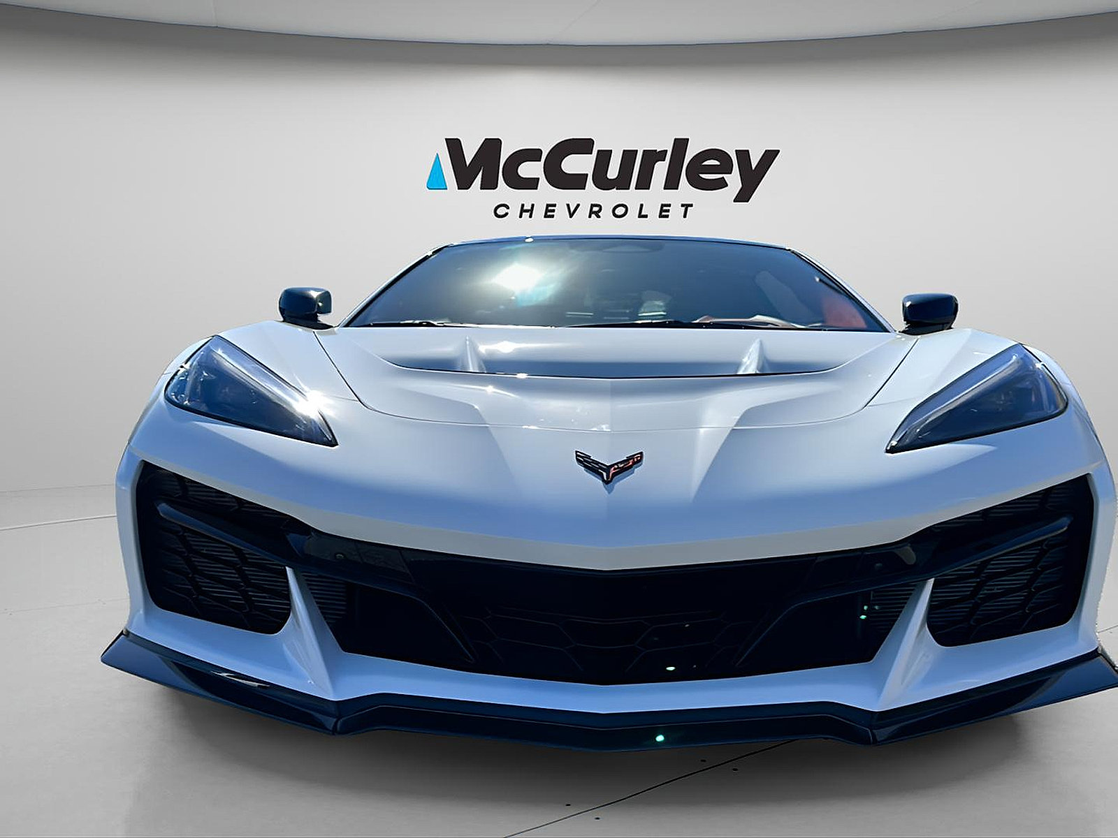 Used 2025 Chevrolet Corvette ZR1 w/ Stealth Interior Trim Package RWD image 33