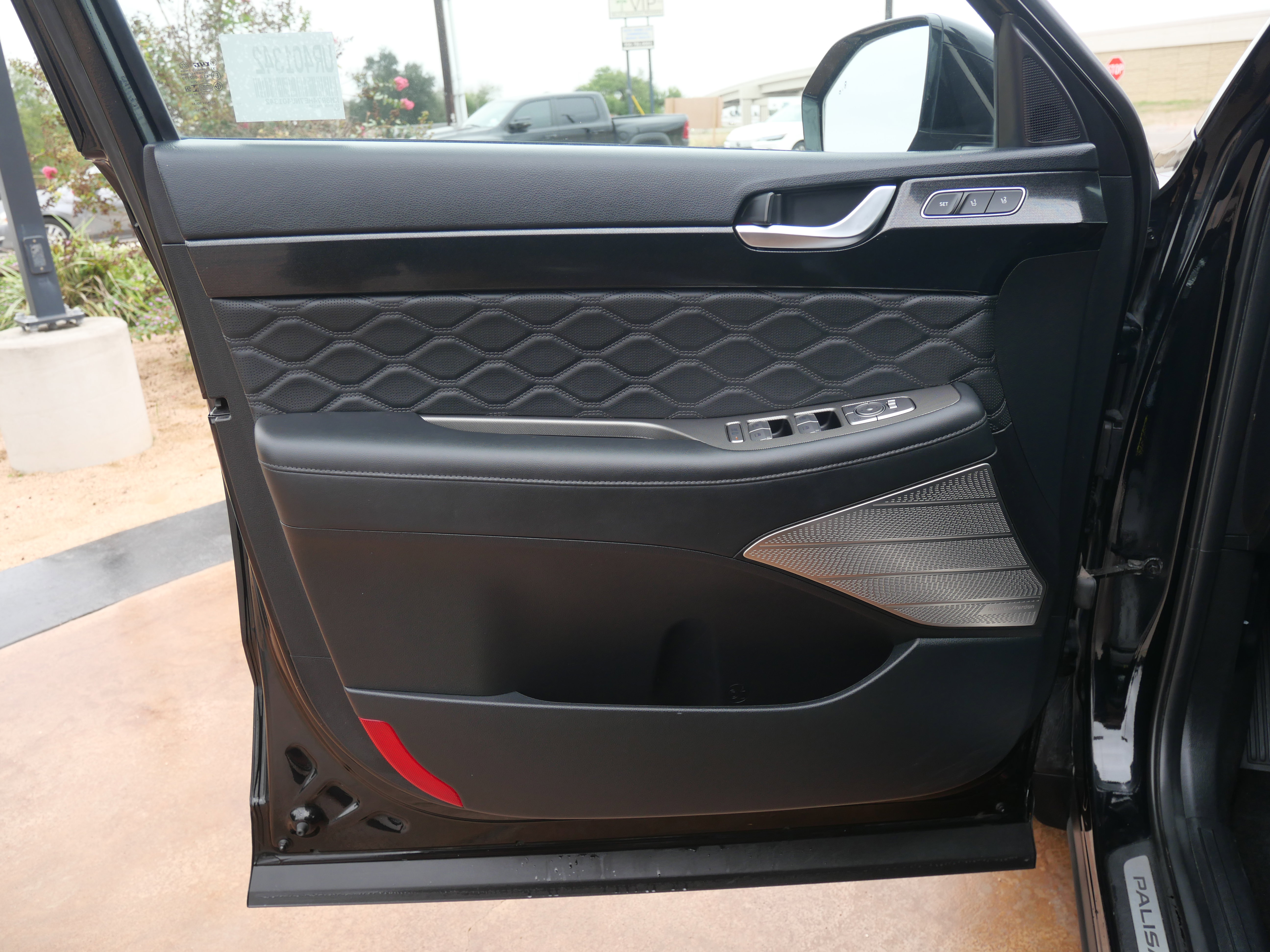 Used 2022 Hyundai Palisade Calligraphy image 20