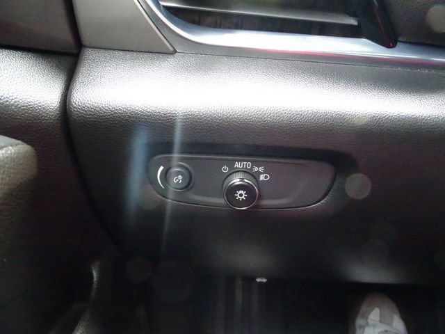Certified 2023 Chevrolet Traverse LT w/ Rear Camera Mirror Package FWD image 20