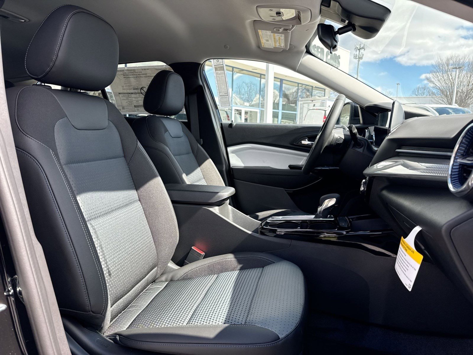 New 2026 Chevrolet Trax LT w/ Driver Confidence Package FWD image 21