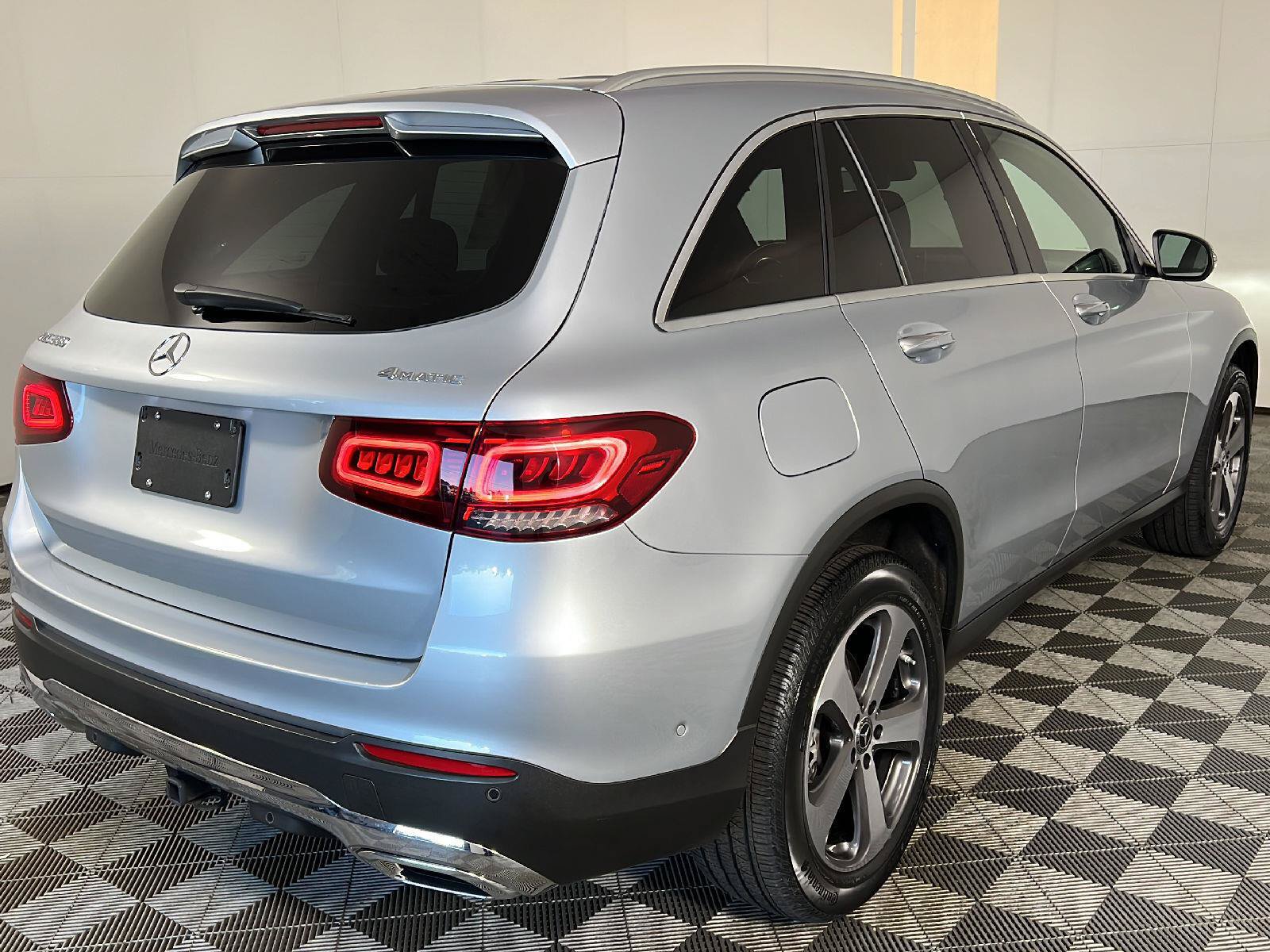 Used 2022 Mercedes-Benz GLC 300 4MATIC image 7