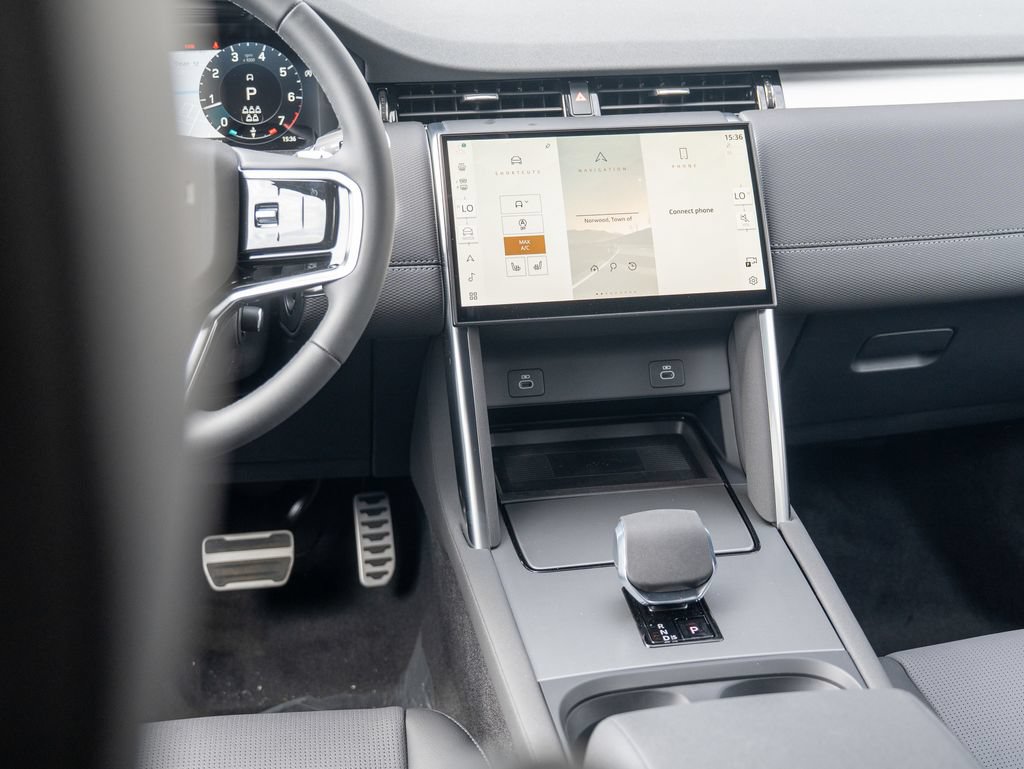 New 2026 Land Rover Discovery Sport Landmark AWD/4WD image 20