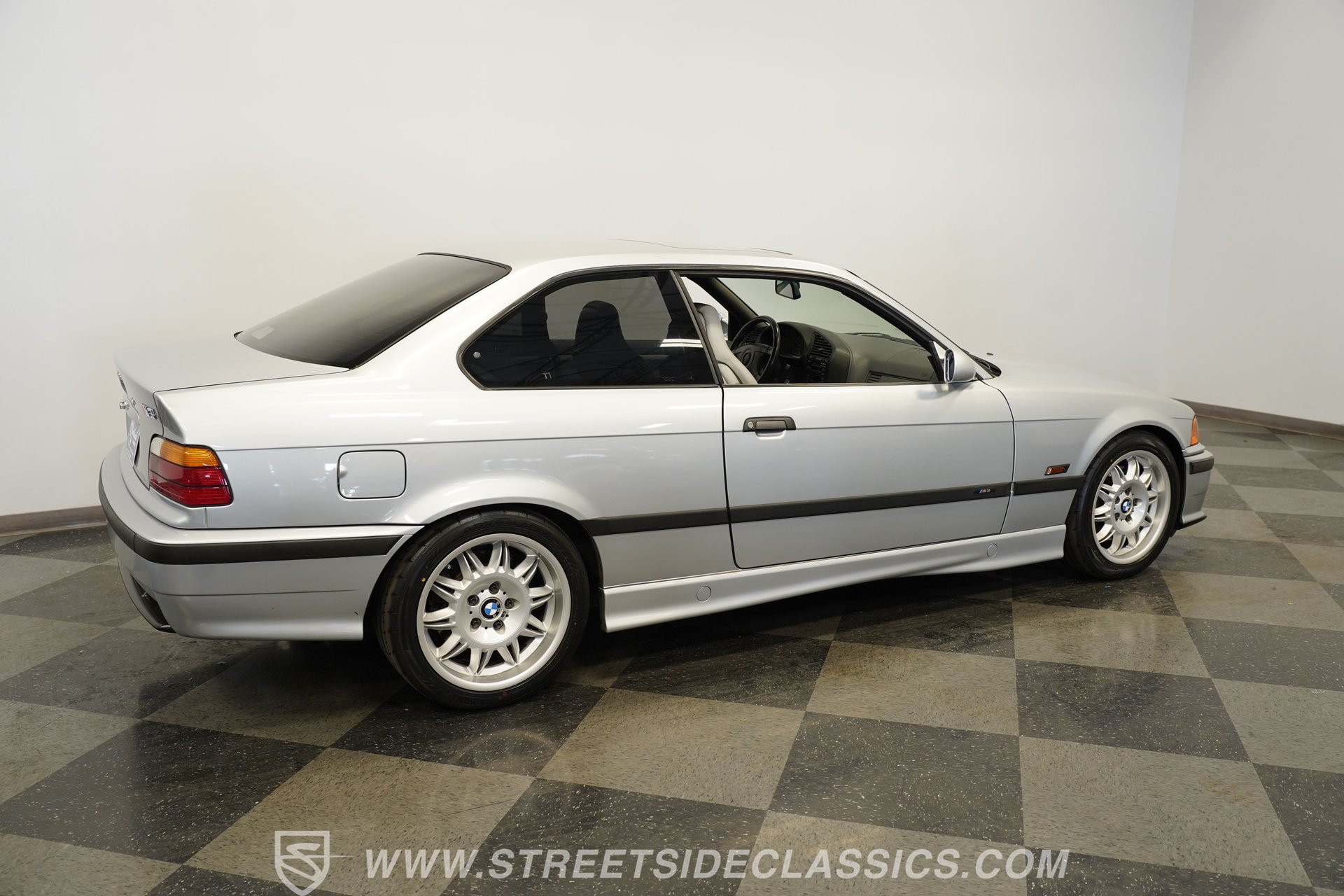 Used 1996 BMW M3 Coupe RWD image 14