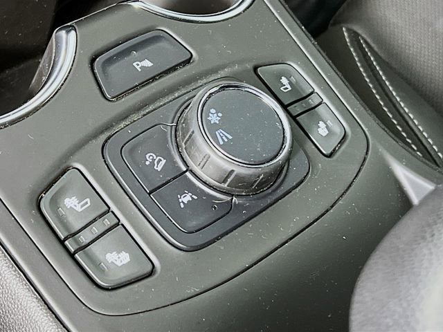 Used 2022 GMC Terrain SLT w/ Infotainment Package II image 21