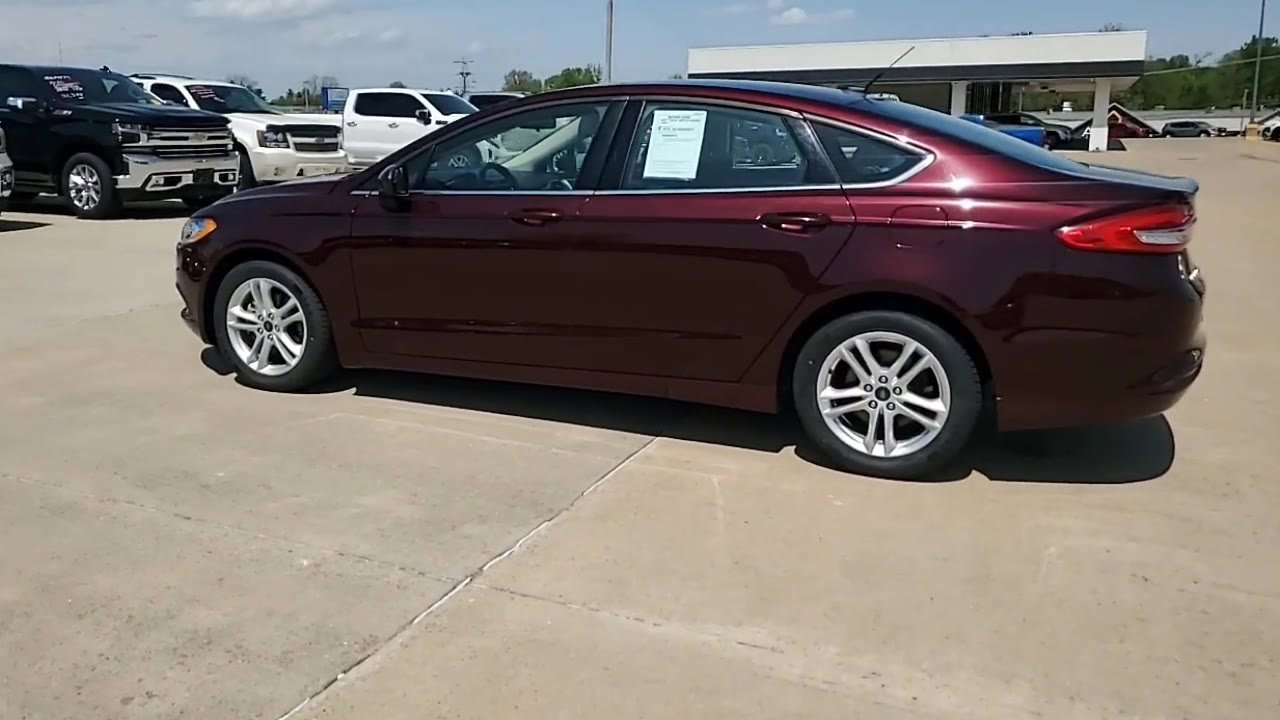 Used 2018 Ford Fusion SE w/ Fusion SE Technology Package FWD image 6
