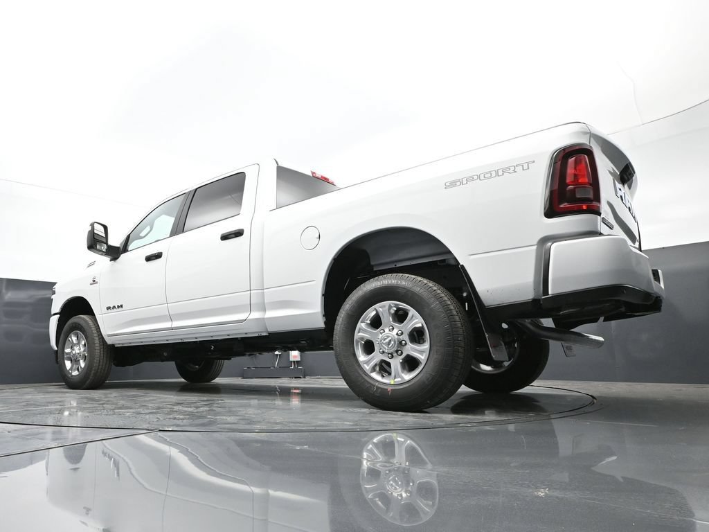 New 2026 RAM 2500 Big Horn AWD/4WD image 35
