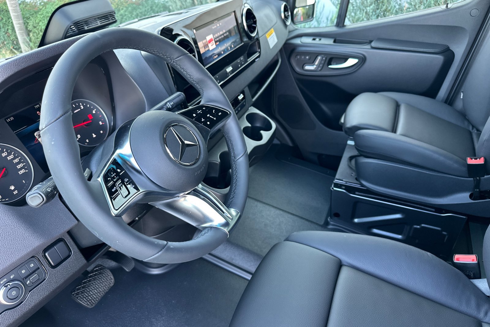 New 2026 Mercedes-Benz Sprinter 2500 image 10