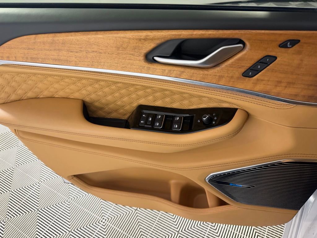 Certified 2025 Jeep Grand Cherokee L Summit AWD/4WD image 25