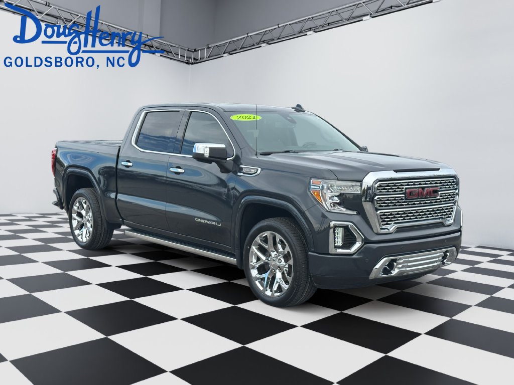 Used 2021 GMC Sierra 1500 Denali w/ Denali Premium Package AWD/4WD image 7