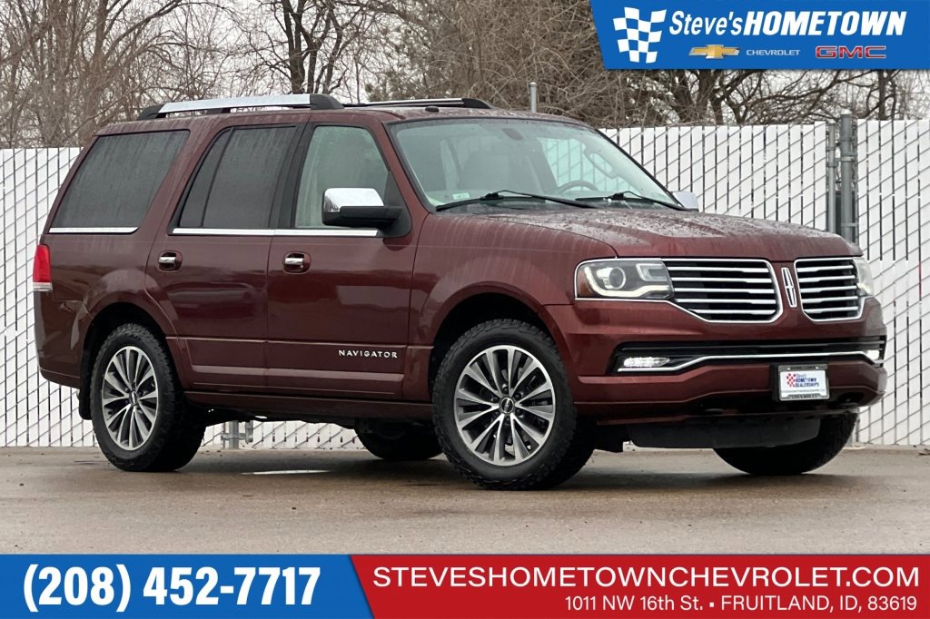 Used 2016 Lincoln Navigator Select image 1