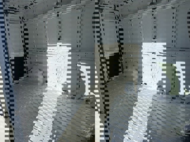 Used 2025 RAM ProMaster 2500 w/ Storage Group image 12