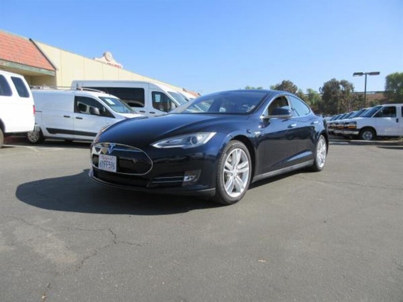 Used 2013 Tesla Model S Performance RWD image 1