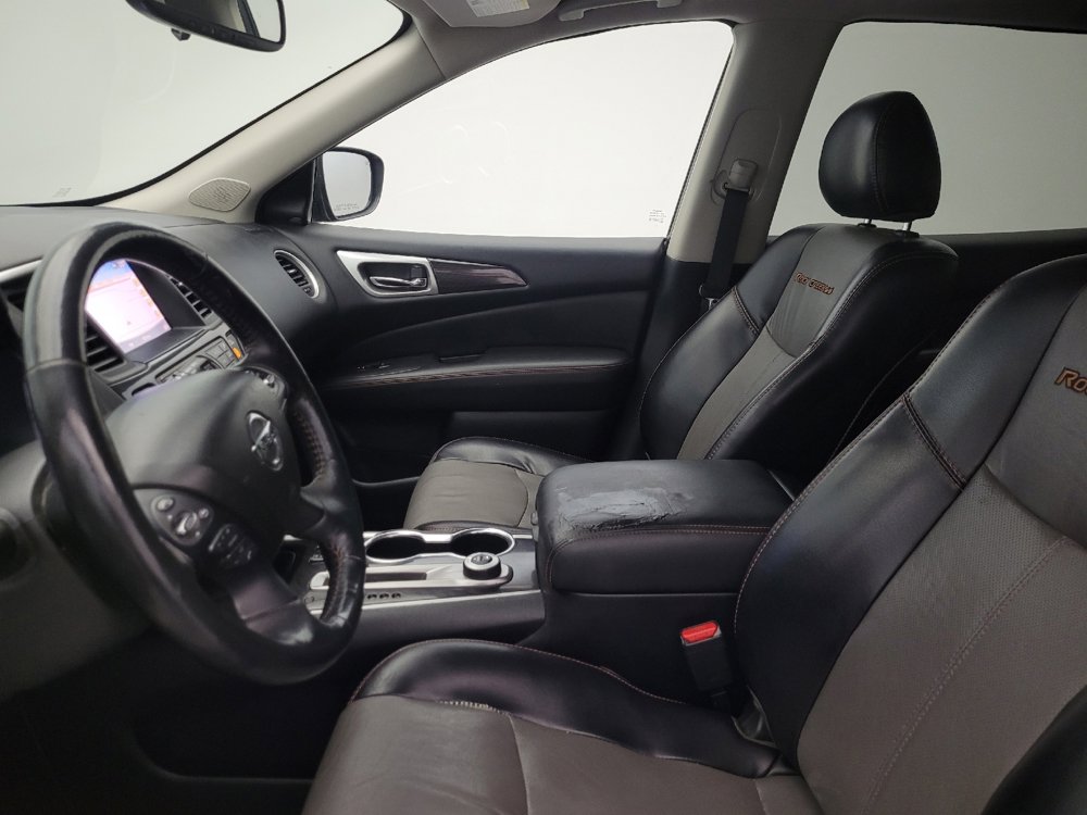 Used 2020 Nissan Pathfinder SL AWD/4WD image 17