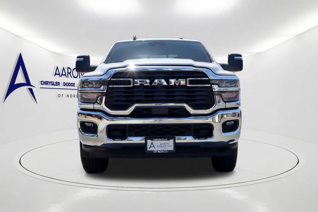 Used 2025 RAM 2500 Big Horn AWD/4WD image 2