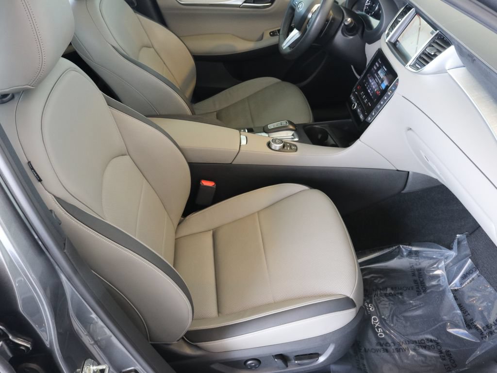 Used 2023 INFINITI QX50 Sensory AWD/4WD image 49