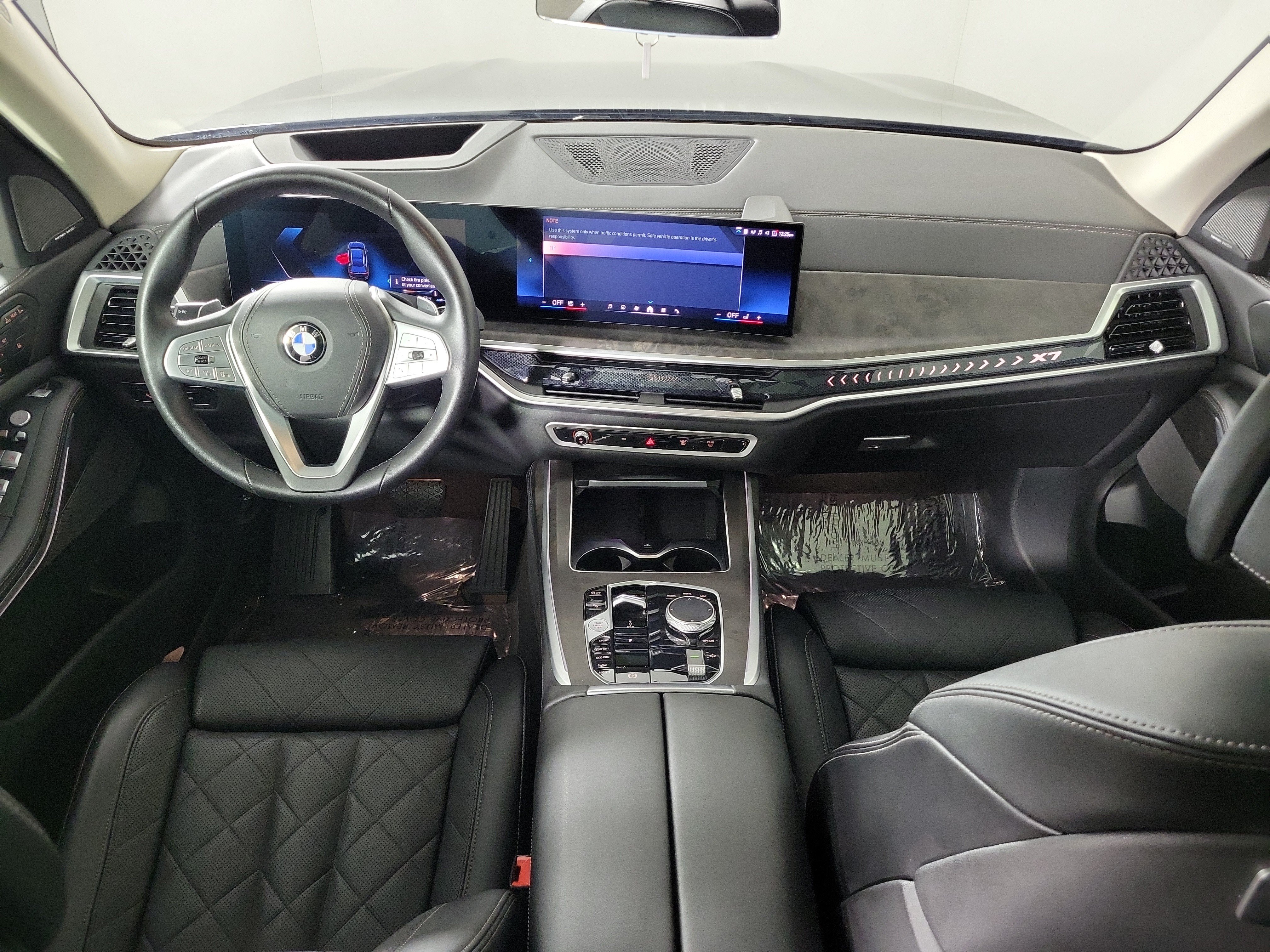 Certified 2024 BMW X7 xDrive40i w/ Premium Package AWD/4WD image 11
