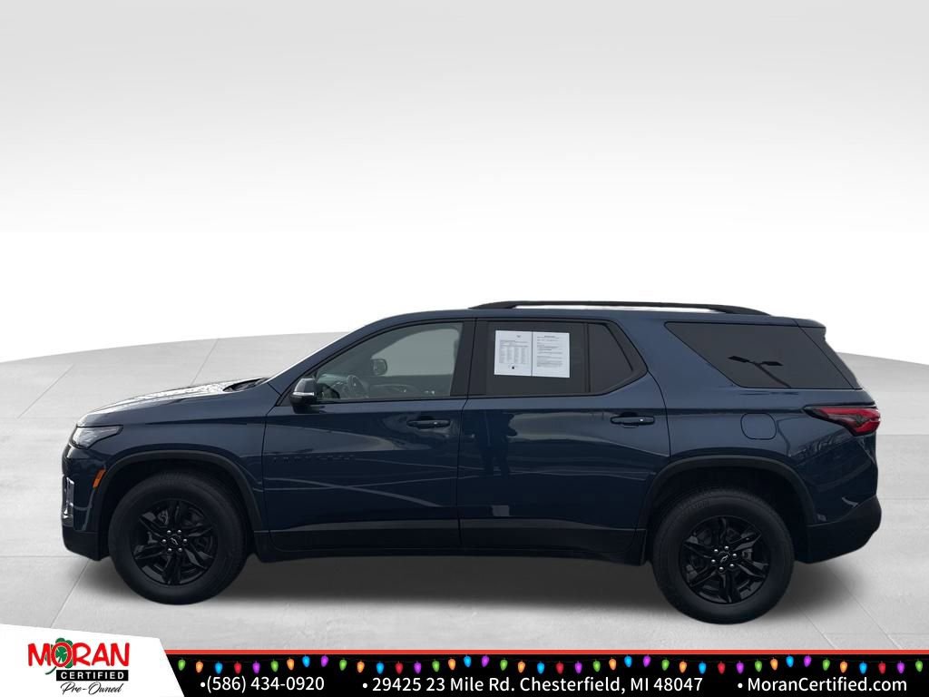 Used 2023 Chevrolet Traverse LT w/ Midnight/Sport Edition image 2