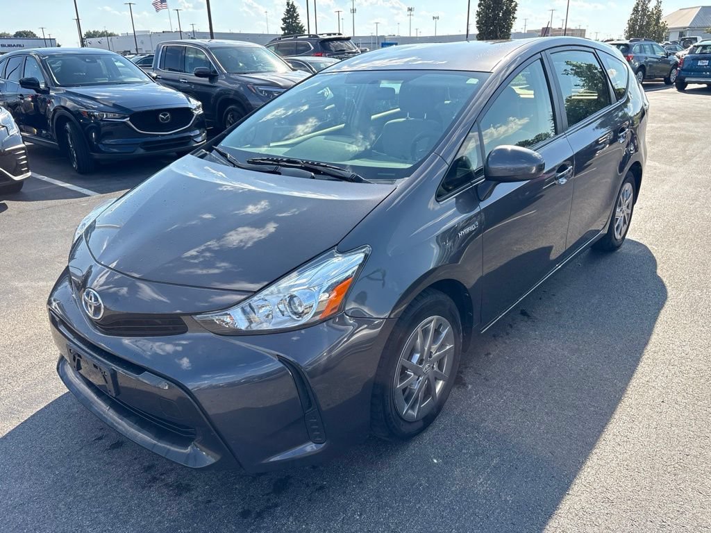 Used 2017 Toyota Prius V Two FWD image 6