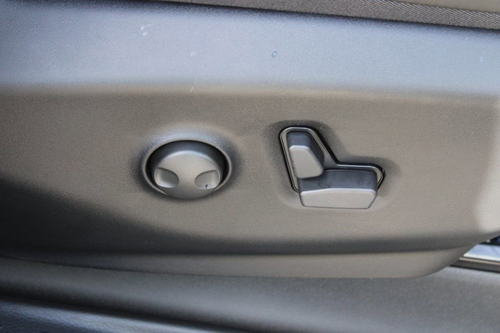 New 2026 Chrysler Pacifica Limited w/ S Appearance Package image 28