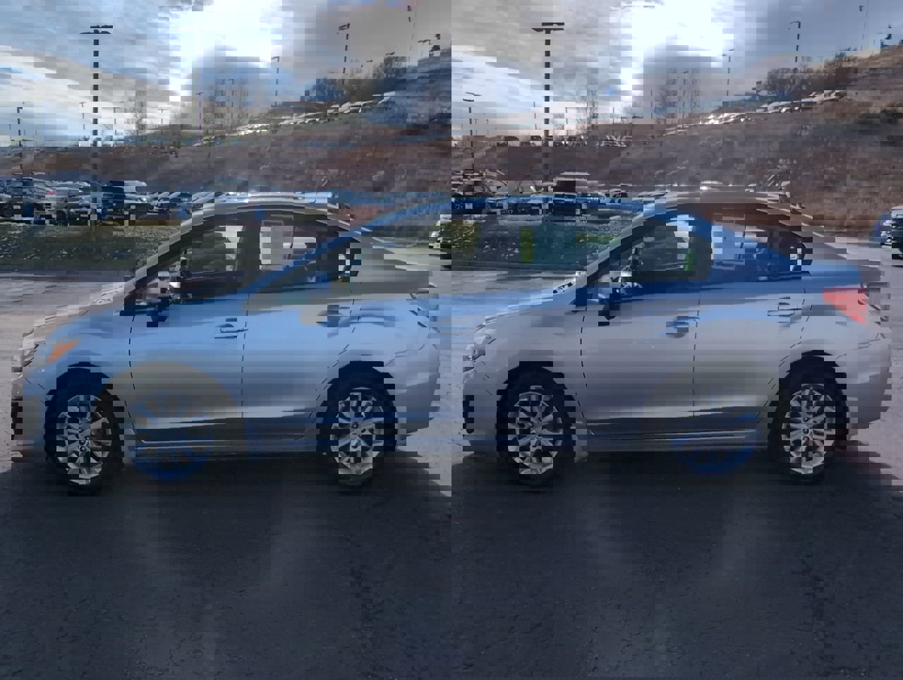 Used 2013 Subaru Impreza 2.0i Premium w/ All-Weather Pkg image 4