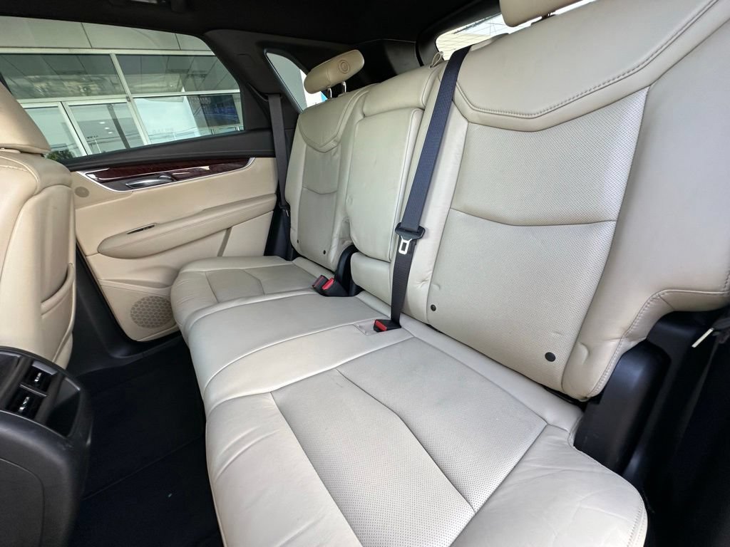 Used 2017 Cadillac XT5 Premium Luxury w/ Driver Assist Package FWD image 20
