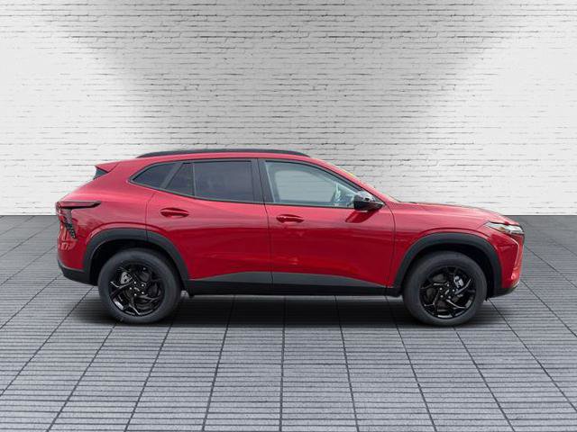 New 2026 Chevrolet Trax LT w/ Driver Confidence Package FWD image 5