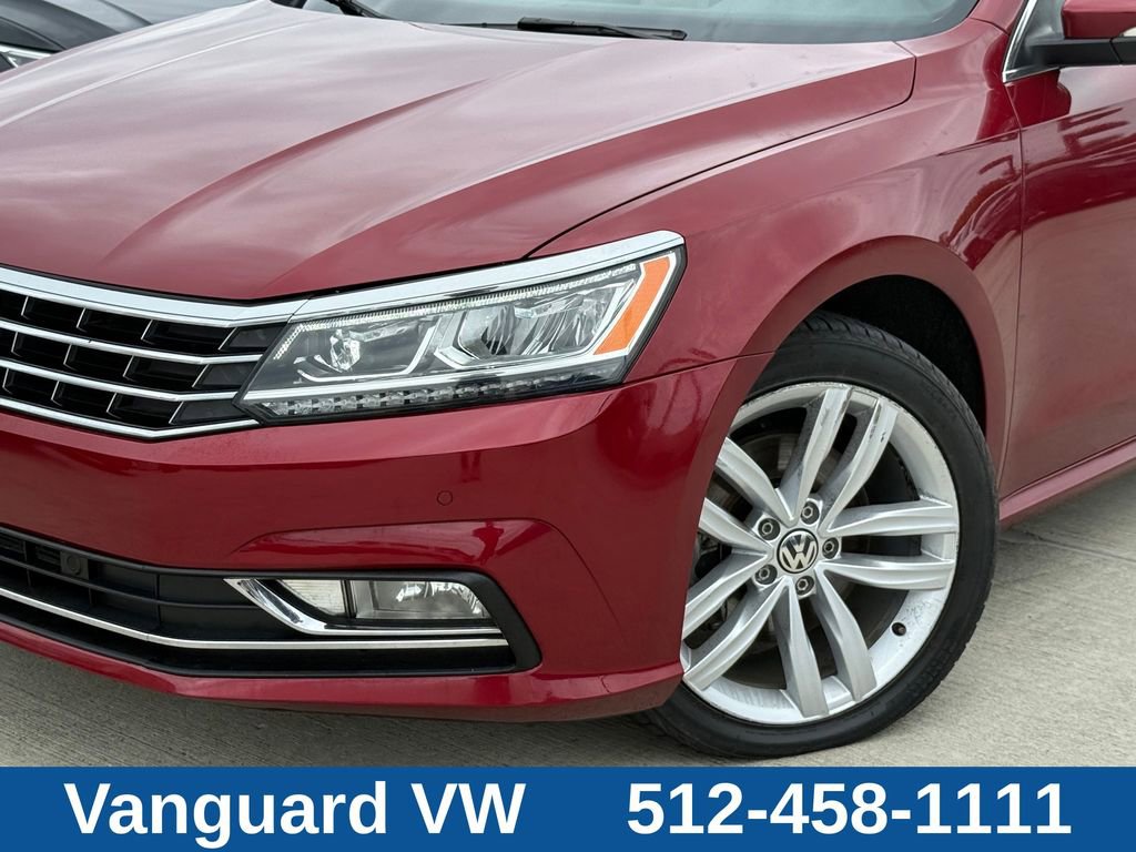 Used 2018 Volkswagen Passat 2.0T SE FWD image 5