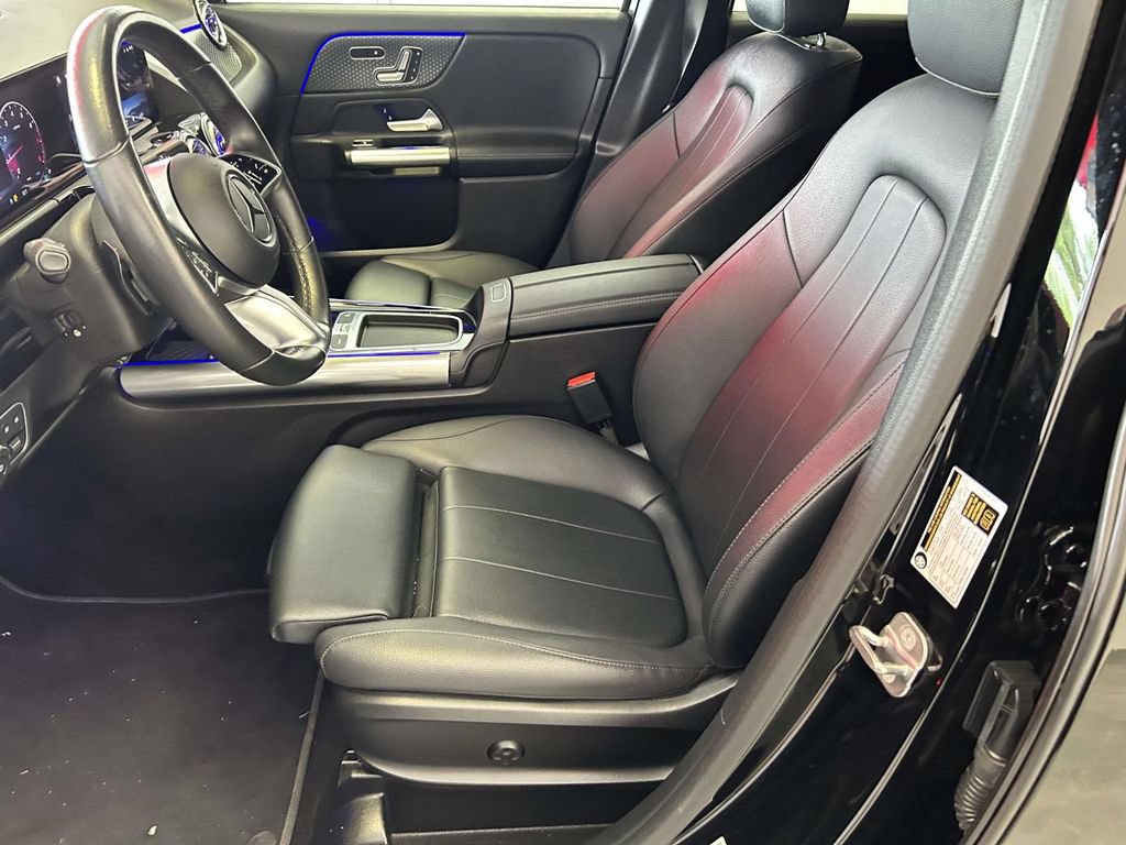 Used 2025 Mercedes-Benz GLA 250 4MATIC image 15
