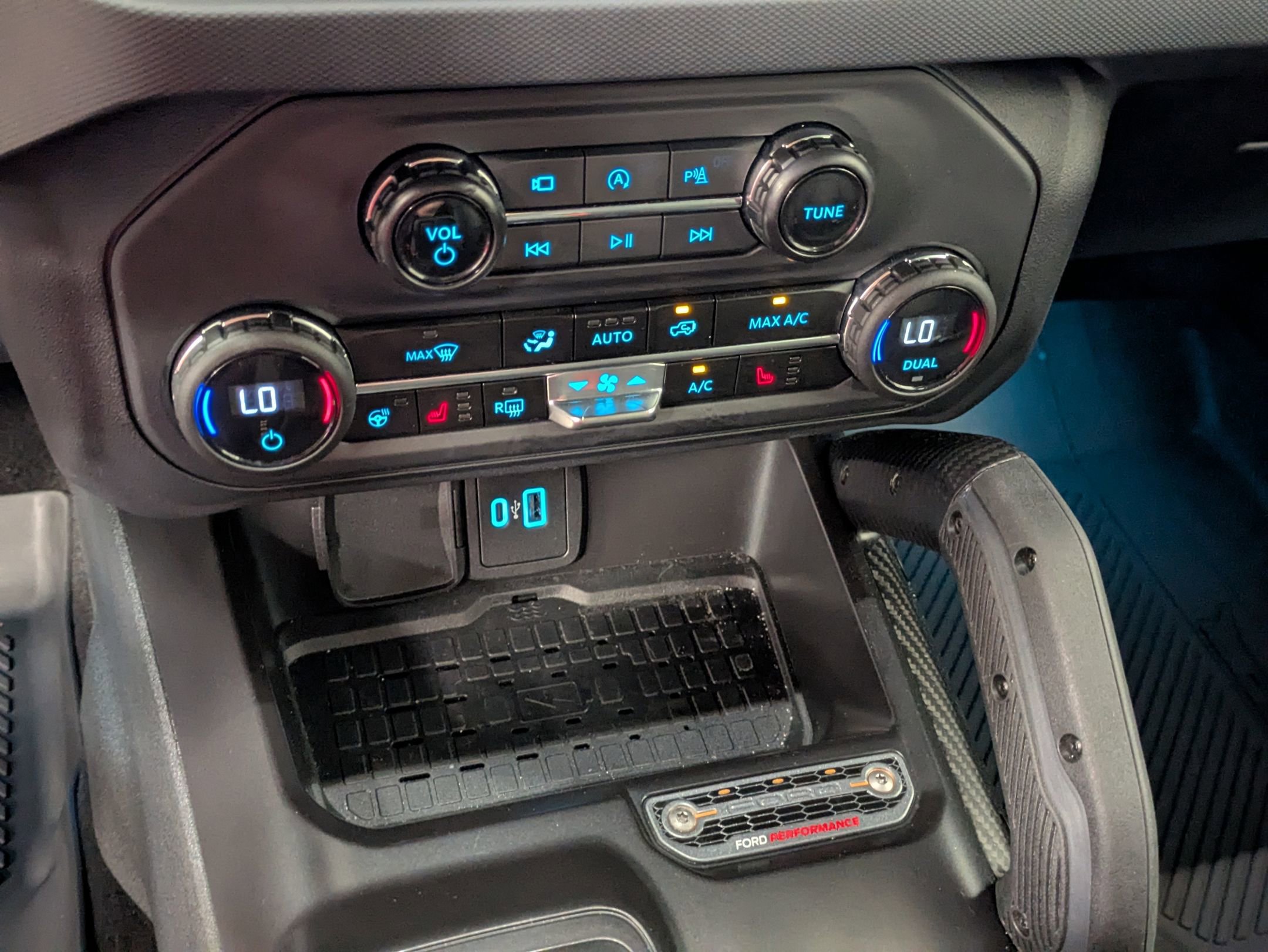 Used 2024 Ford Bronco Raptor w/ Interior Carbon Fiber Pack 6 image 24