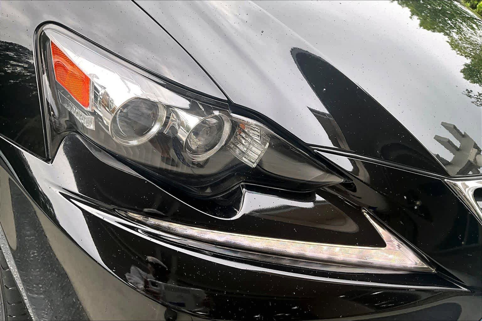 Used 2015 Lexus IS 350 w/ Navigation System Package RWD image 28