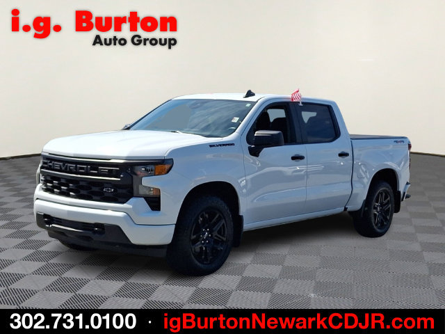 Used 2023 Chevrolet Silverado 1500 Custom w/ LPO, Dark Essentials Package AWD/4WD image 3