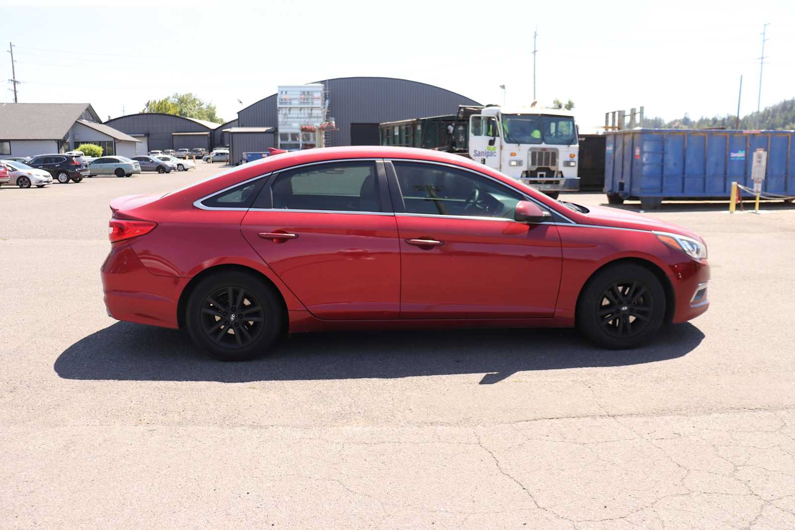 Used 2015 Hyundai Sonata SE FWD image 4