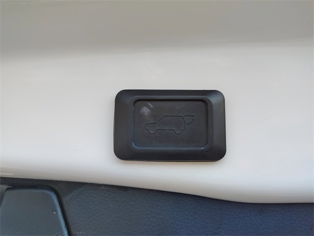 Used 2019 Toyota RAV4 Limited image 32