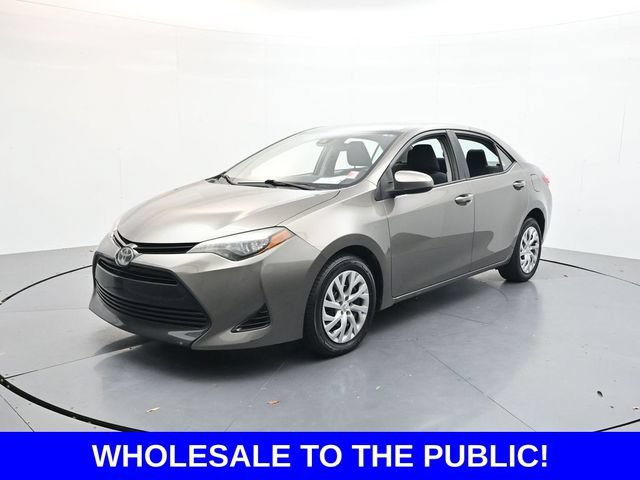 Used 2018 Toyota Corolla LE FWD video 3