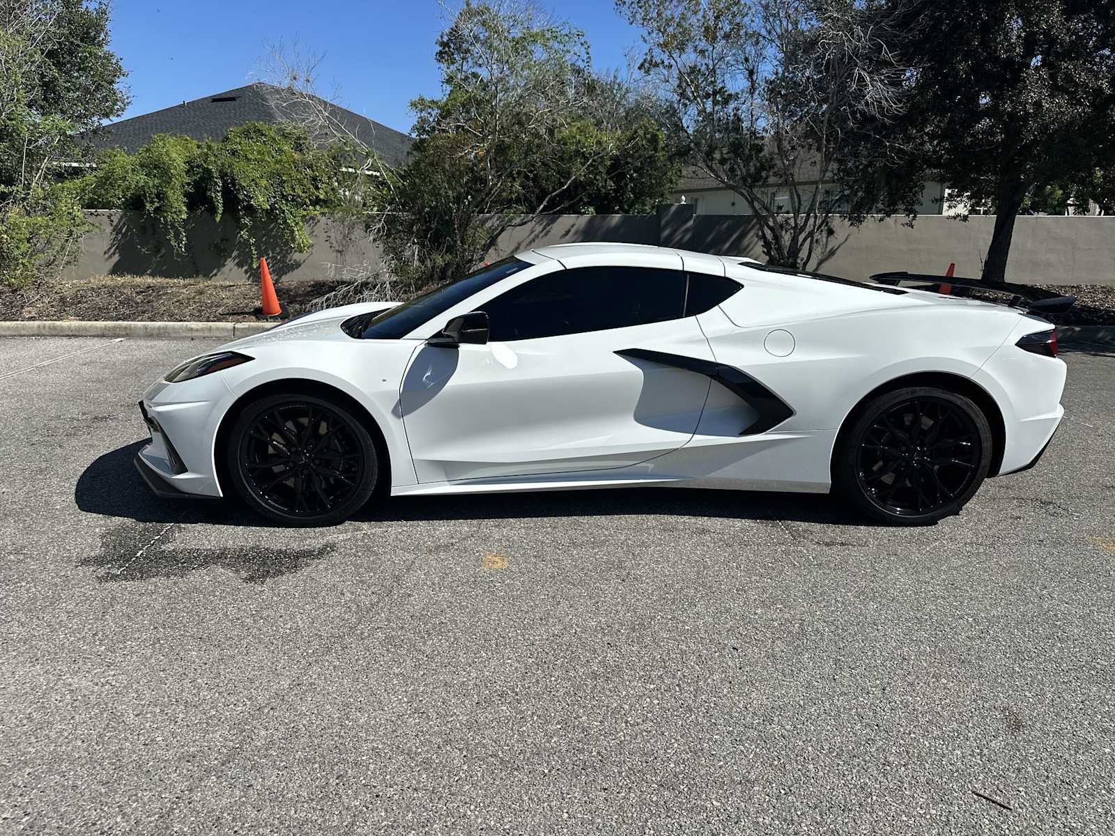 Certified 2025 Chevrolet Corvette Stingray Premium Cpe w/ Z51 Performance Package RWD image 3
