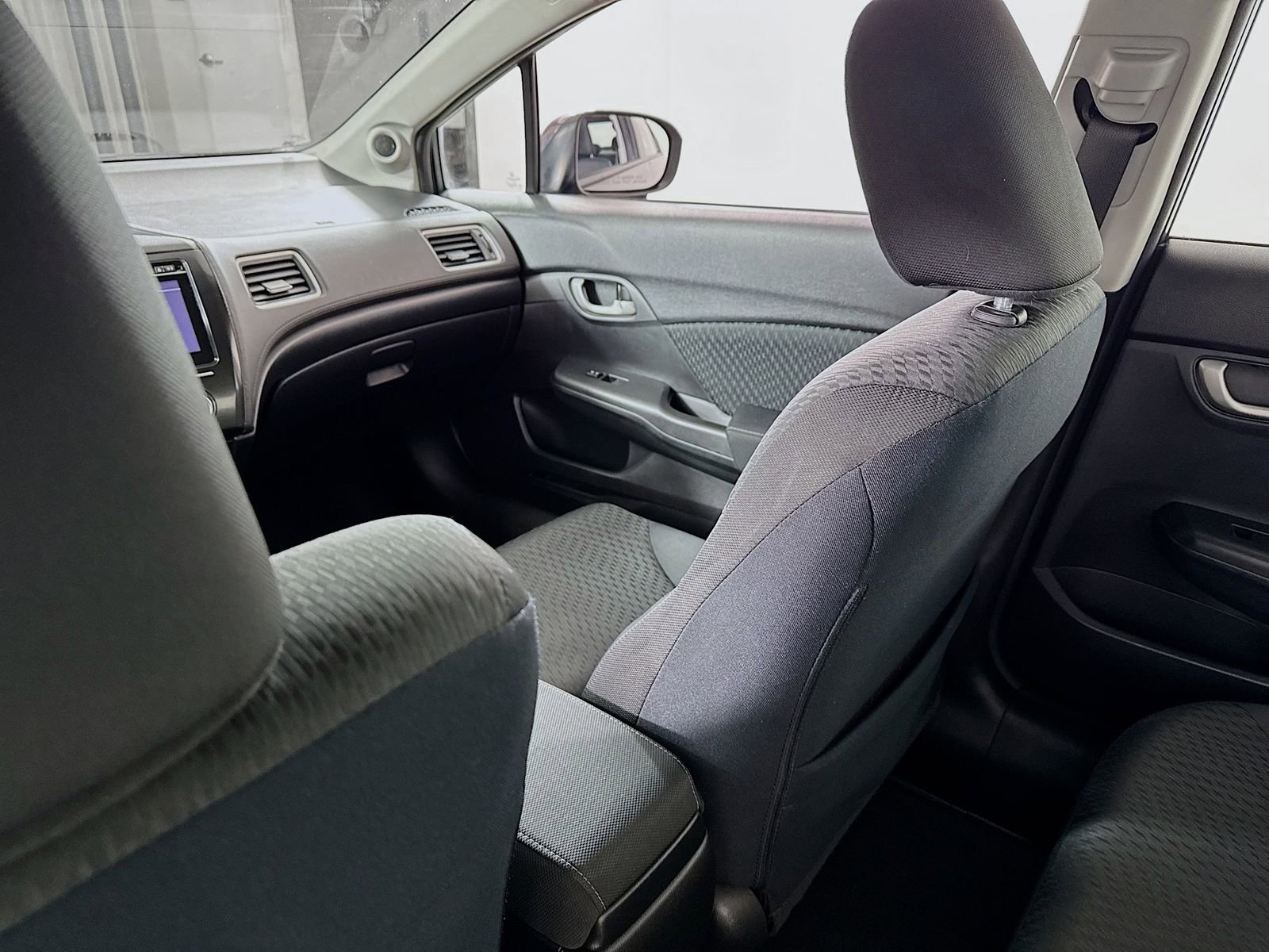 Used 2015 Honda Civic SE image 18