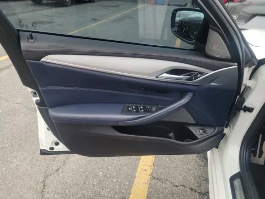 Used 2018 BMW 540i image 10