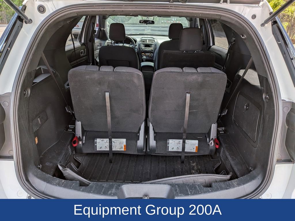 Used 2018 Ford Explorer XLT FWD image 13