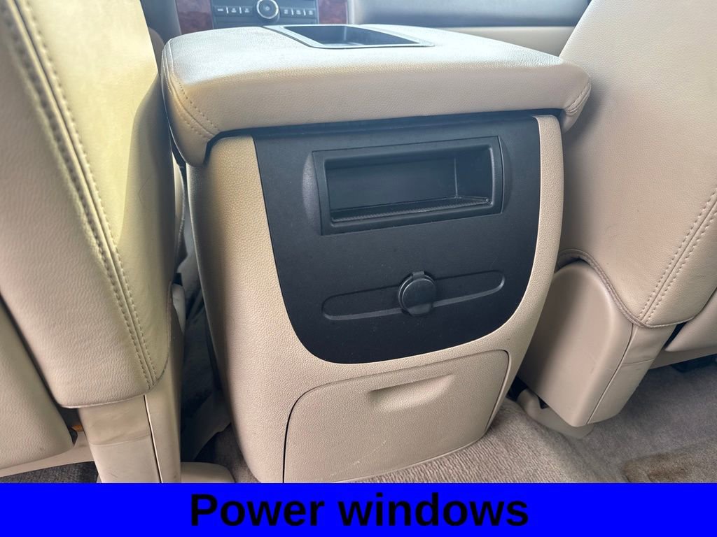 Used 2010 Chevrolet Silverado 1500 LTZ w/ White Diamond Tricoat Edition image 22