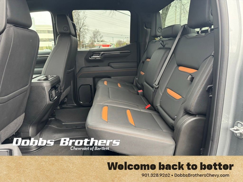 Used 2025 GMC Sierra 1500 AT4 image 35