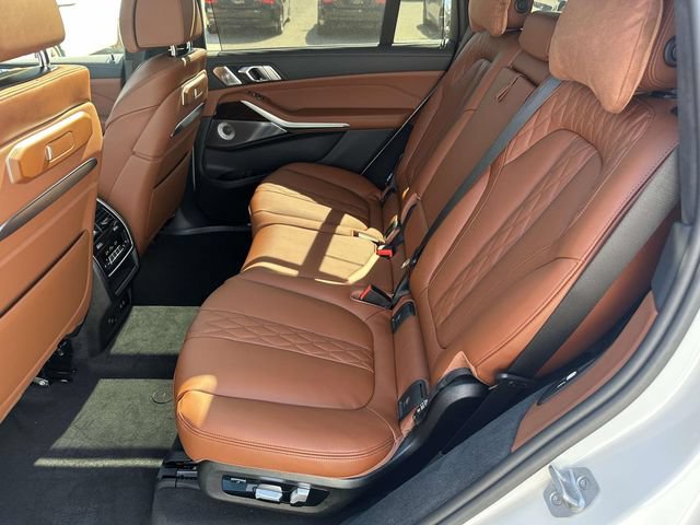 New 2027 BMW X7 xDrive40i w/ Executive Package AWD/4WD image 8