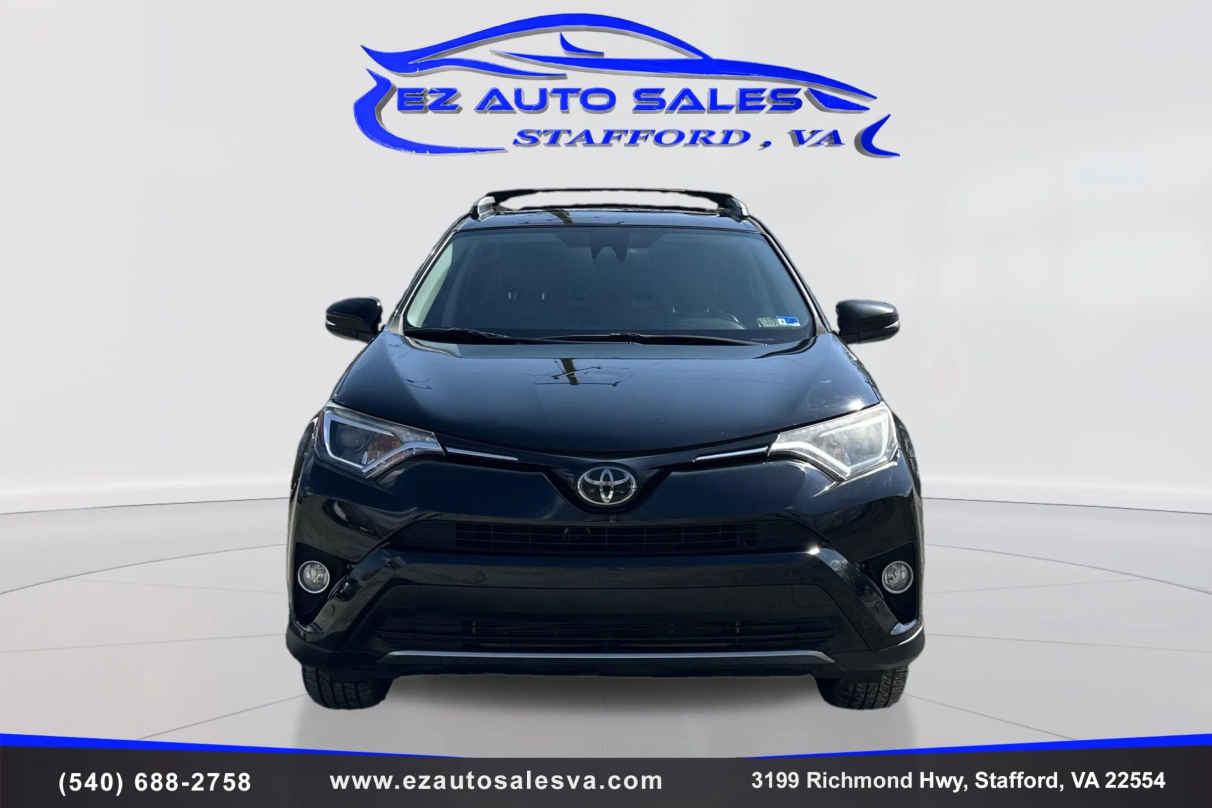 Used 2018 Toyota RAV4 XLE image 2
