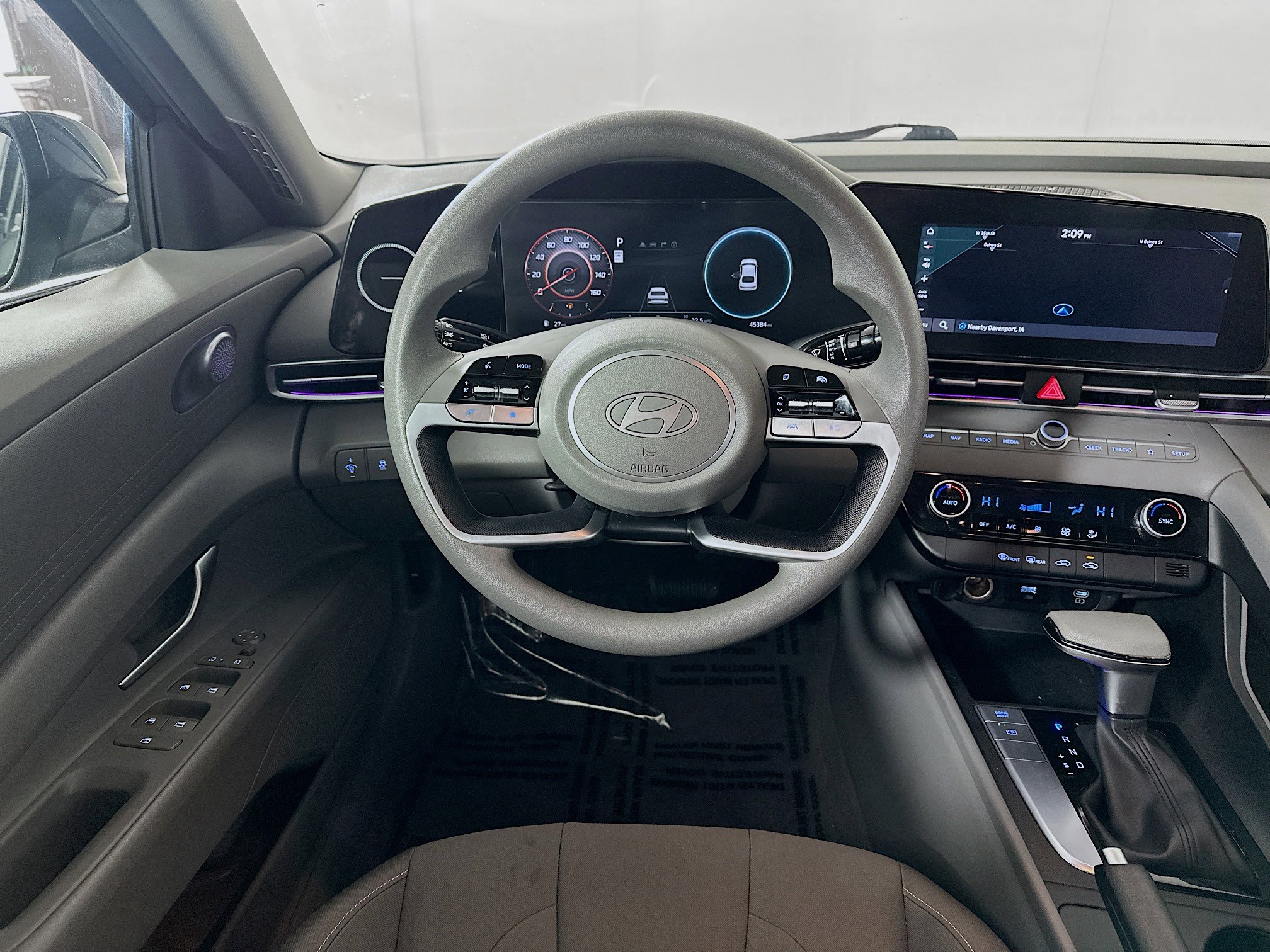 Certified 2024 Hyundai Elantra SEL image 21