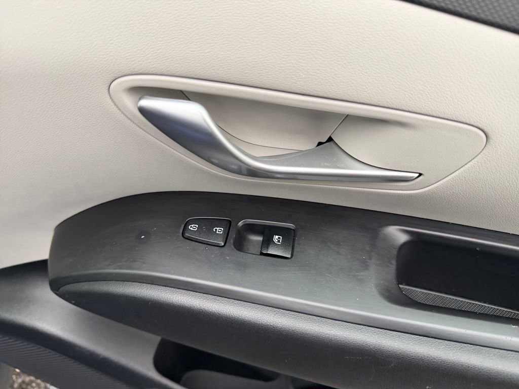 Used 2022 Hyundai Tucson SEL w/ Cargo Package image 16