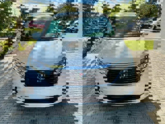 Certified 2022 Honda Odyssey Touring image 2