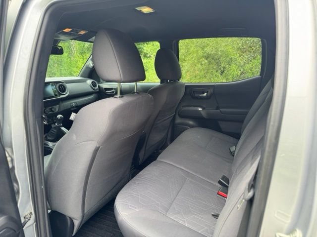 Used 2019 Toyota Tacoma TRD Off-Road AWD/4WD image 12
