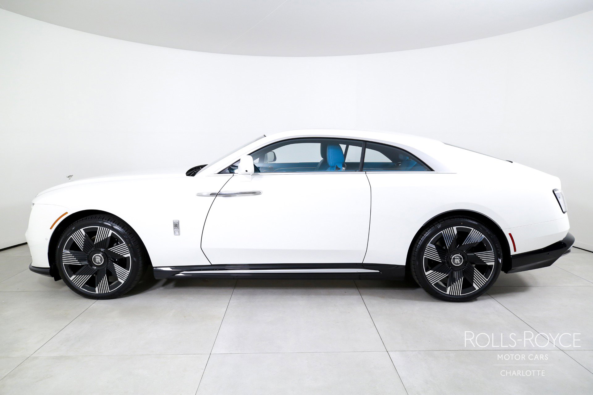 New 2025 Rolls-Royce Spectre w/ Spectre Enhancement Package image 3